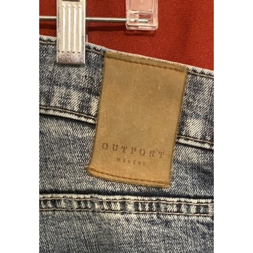 Outpost Makers Men's Size 30 x 32 Med Wash Straight Leg Patchwork Jeans Distress - Picture 7 of 11